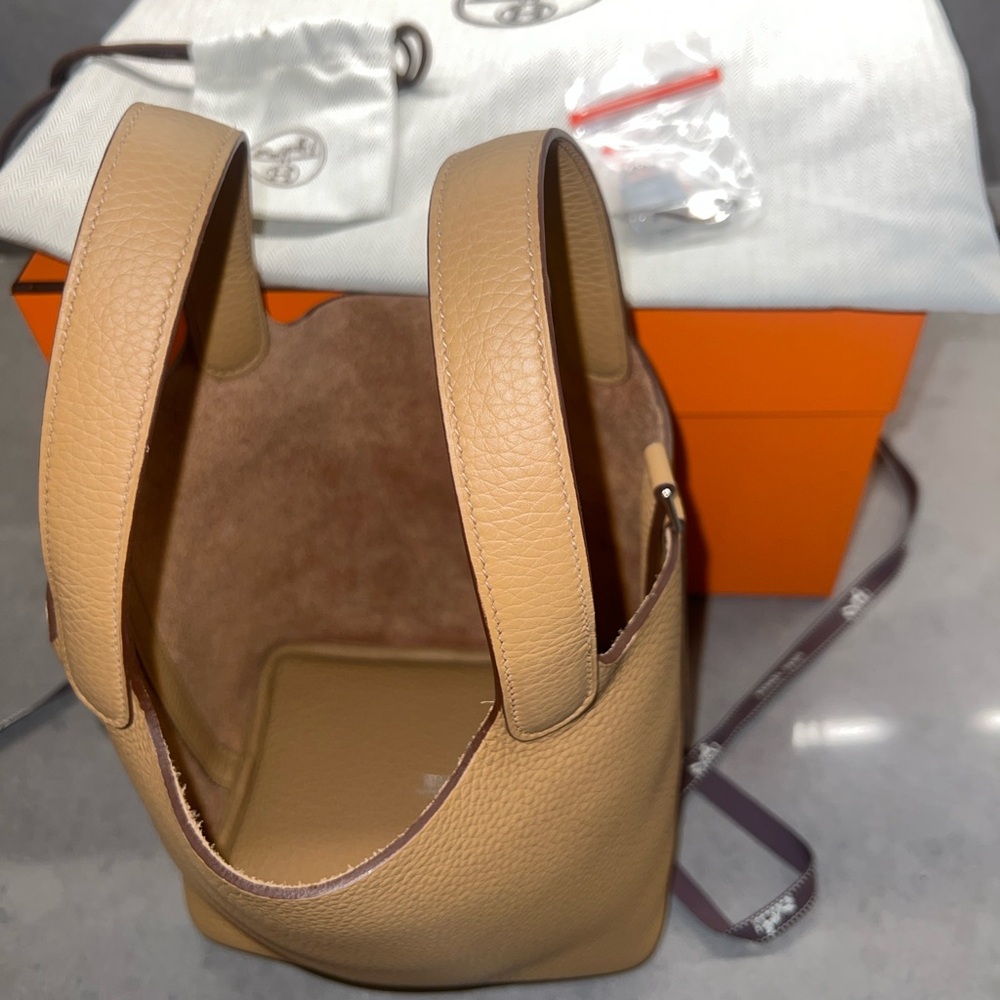 Hermes Picotin 18 Biscuit Palladium haredwarw Tan Pebbled Leather Tote - Picture 10 of 16